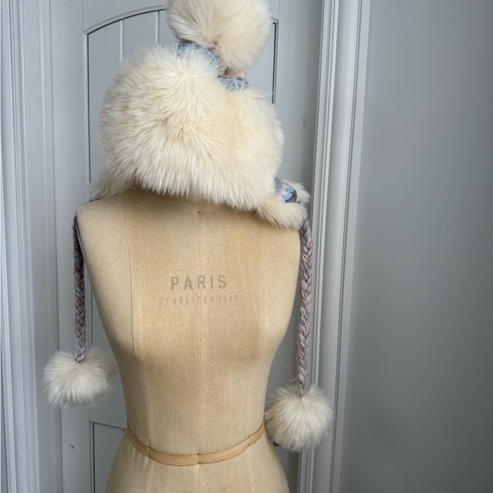 Free People Faux Fur Trapper Winter Hat with Faux Fur Fingerless gloves O/S - Picture 8 of 11